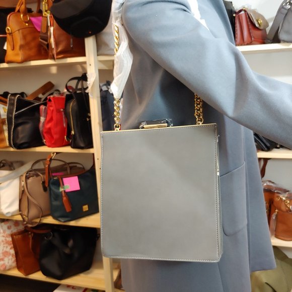 NWT CÉLINE DION RESONNANCE - SHOULDER BAG - Picture 7 of 16